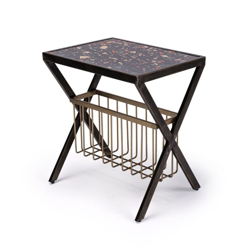 Newspaper rack